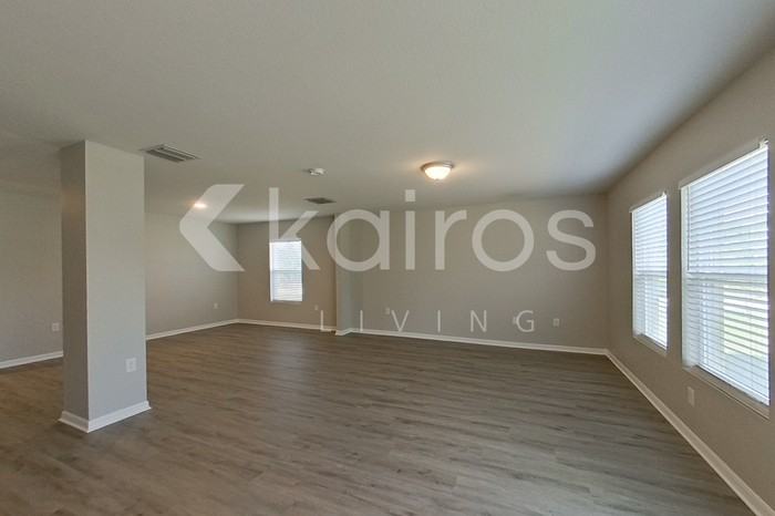 6316 Fanning St - Photo 2 of 18