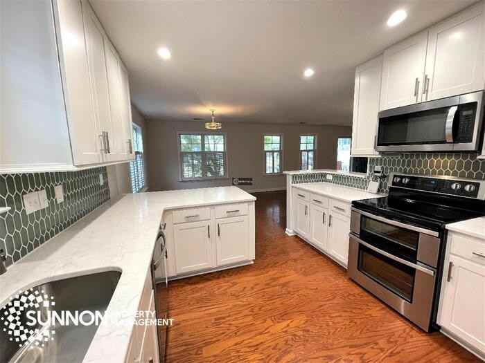 616 Herrin Ave - Photo 2 of 14