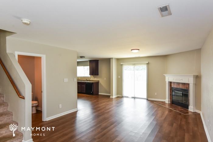 146 Farmington Dr - Photo 7 of 13