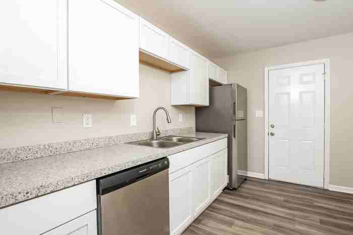 153 Stratton Dr - Photo 6 of 12