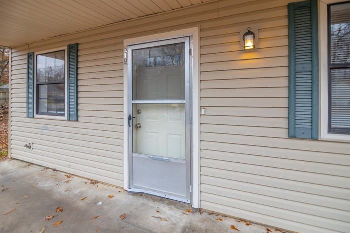 214 Cherrie Ave - Photo 3 of 19
