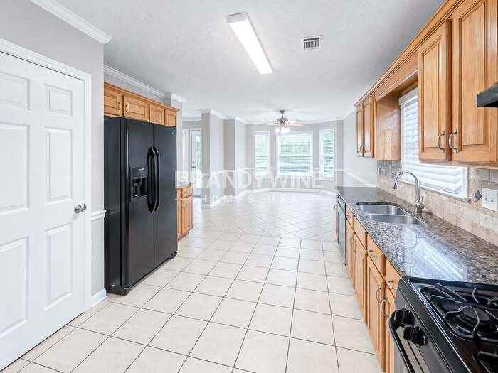 3639 Traddsprings Way - Photo 6 of 23