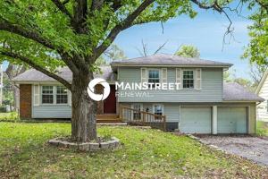 featured image of 5227 Delaware St
