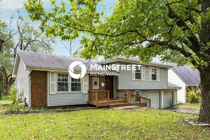 5227 Delaware St - Photo 2 of 18