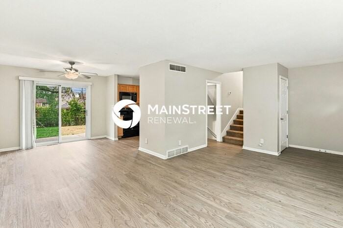 5227 Delaware St - Photo 4 of 18