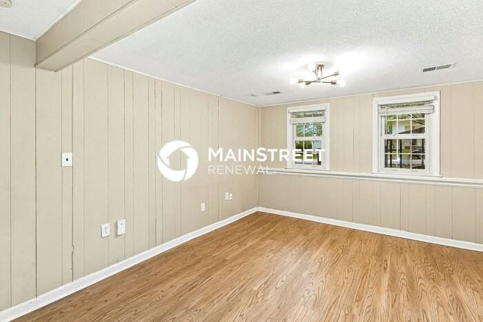 5227 Delaware St - Photo 7 of 18