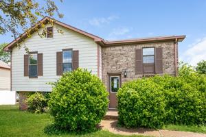 featured image of 4405 Falling Leaf Ln