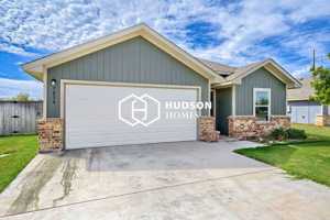 featured image of 7034 Phoenix Dr