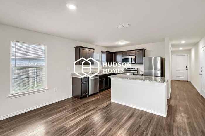 7034 Phoenix Dr - Photo 5 of 14