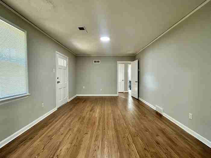 4213 E Stevens Cir - Photo 2 of 14