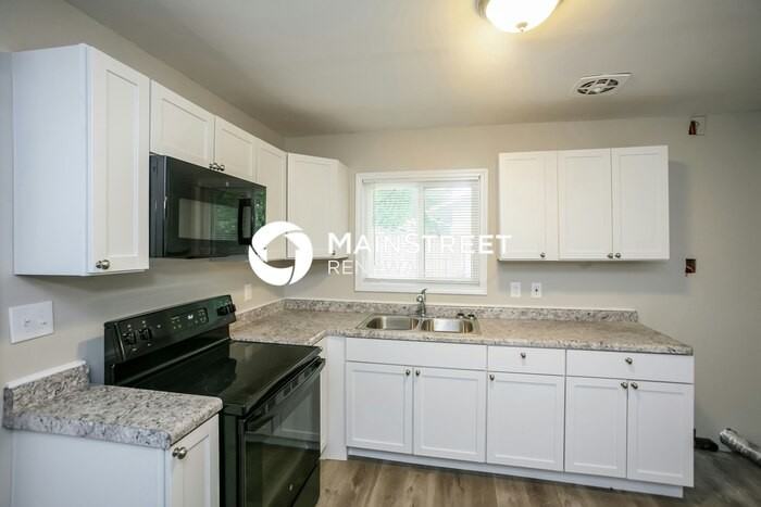 2825 Falcon Dr - Photo 6 of 16