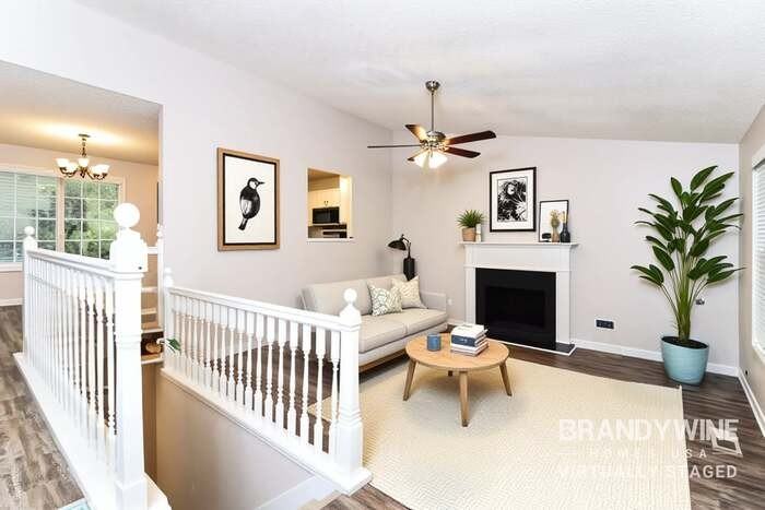 48 Gina Ct - Photo 4 of 23