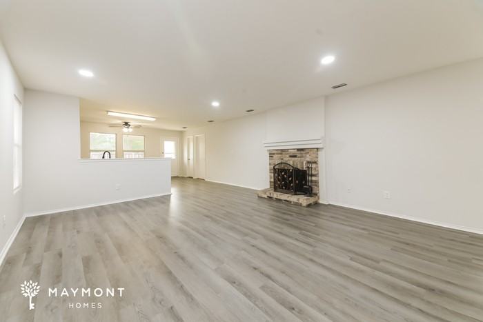 4506 Courtside Dr - Photo 4 of 12