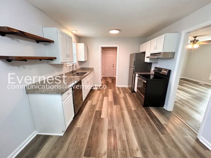 3521 Albee Dr - Photo 4 of 22