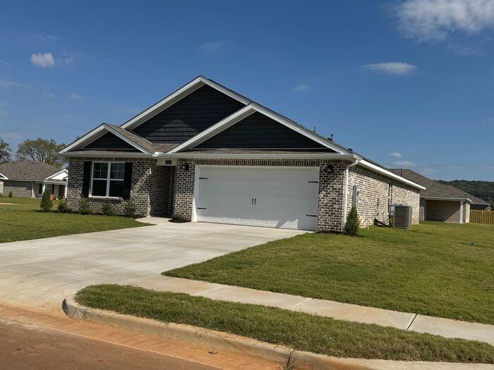 381 Jackson Point Cir - Photo 4 of 47