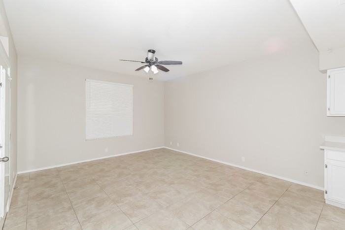 16028 N 3rd Ave - Photo 5 of 22
