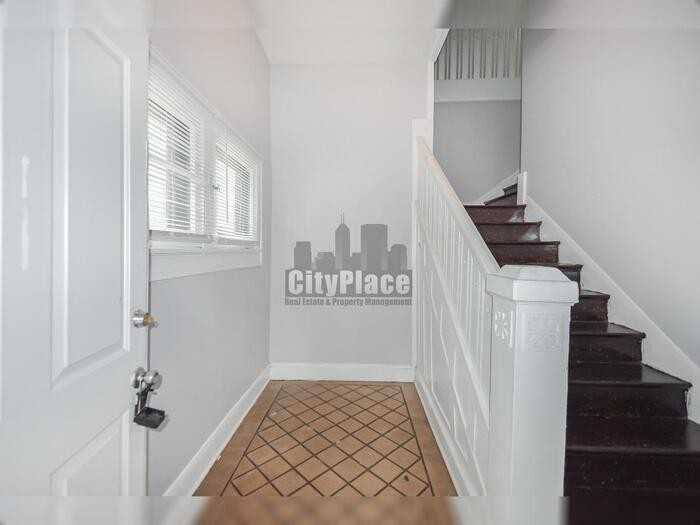 1459 N Delaware St - Photo 5 of 28