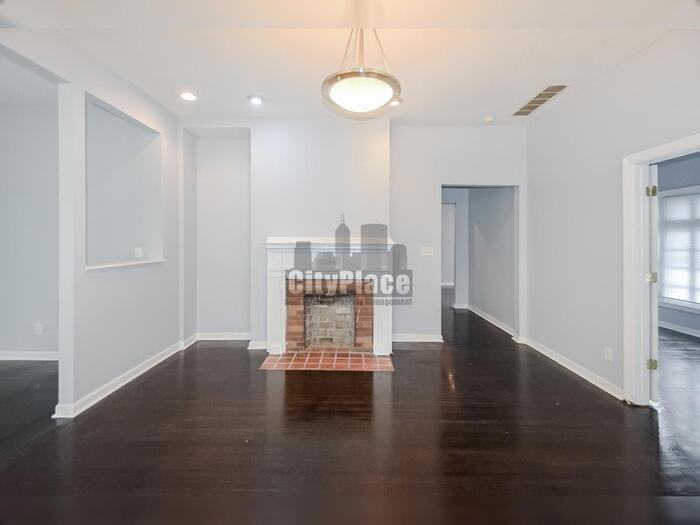 1459 N Delaware St - Photo 7 of 28