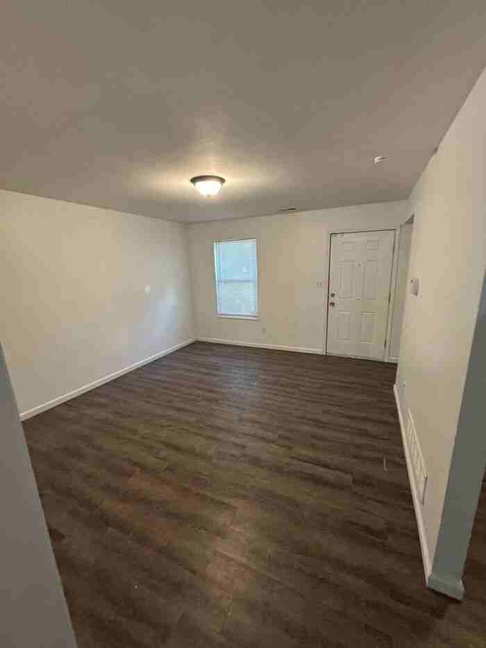 3745 Garfield Ave - Photo 3 of 12