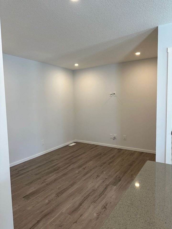 45 Carringwood Close Nw - Photo 6 of 19