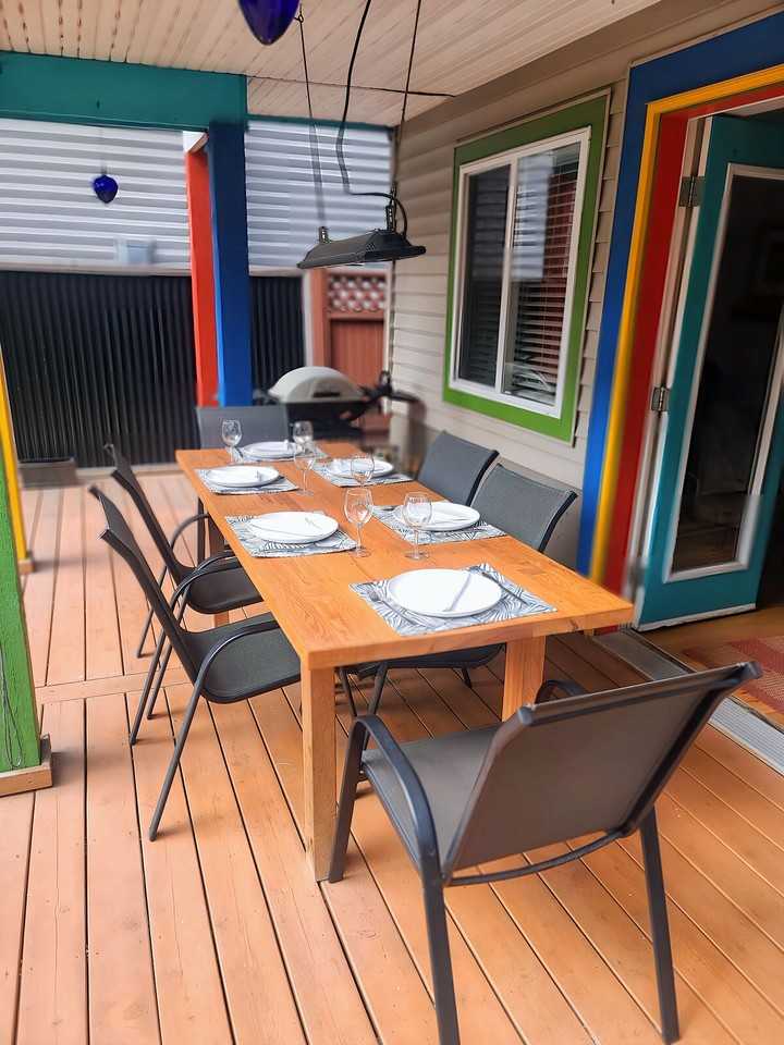 9610 Queens Pl - Photo 2 of 14