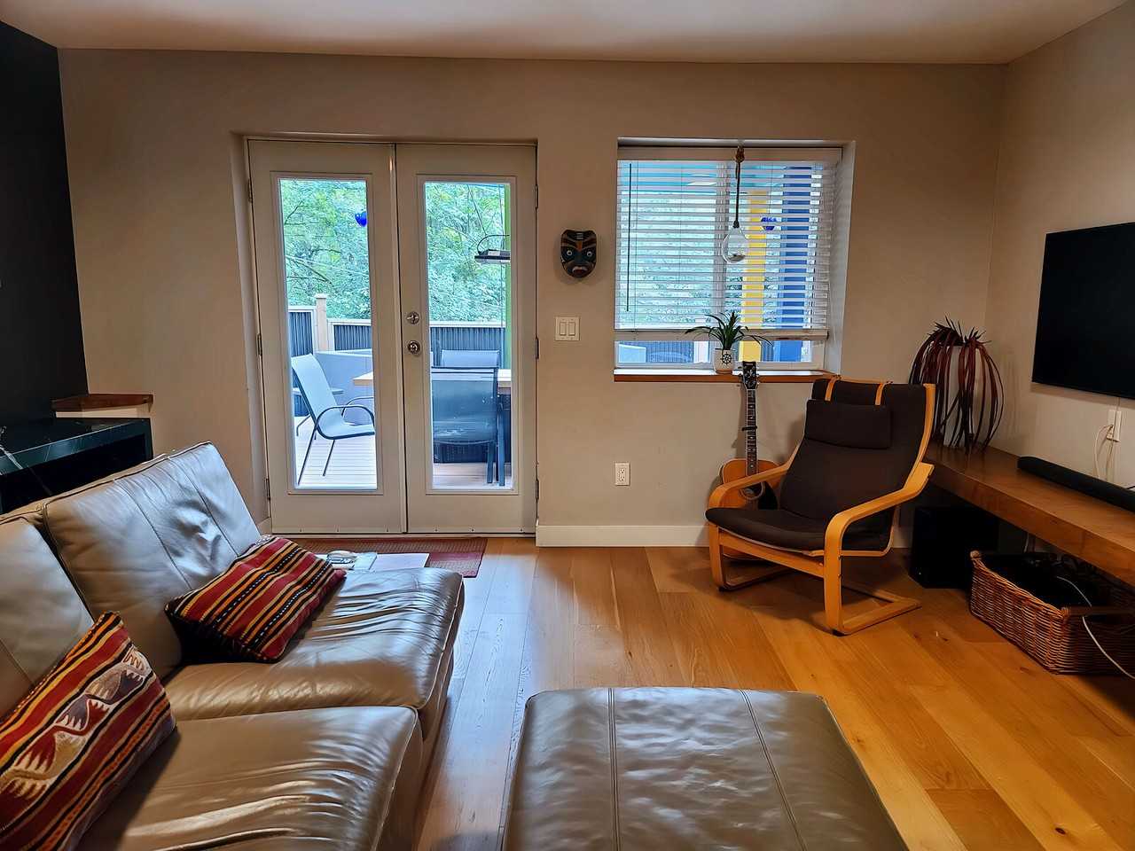 9610 Queens Pl - Photo 6 of 14
