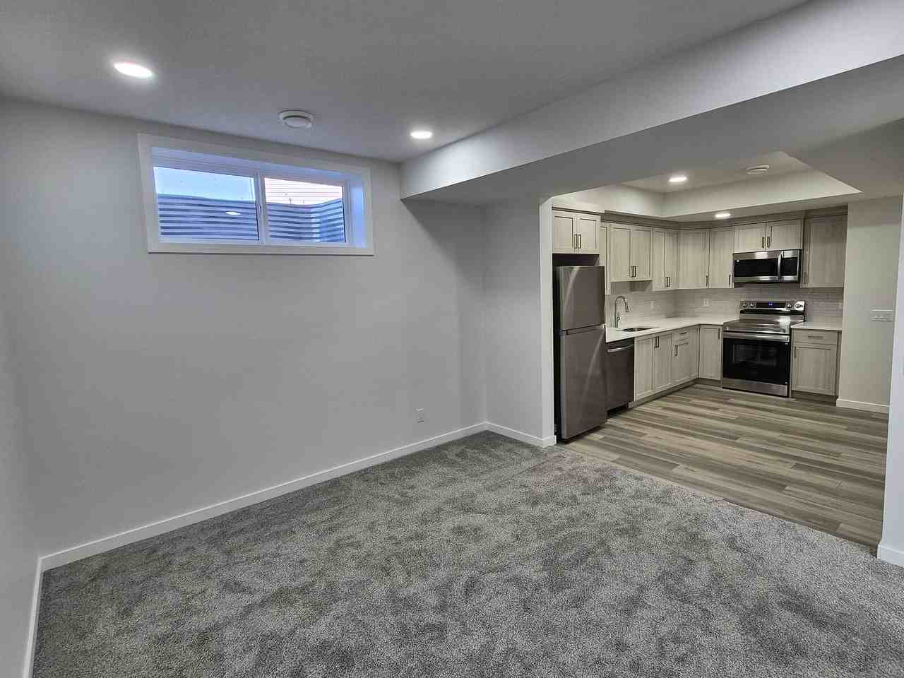 1270 Chinook Winds Cir Sw - Photo 3 of 11