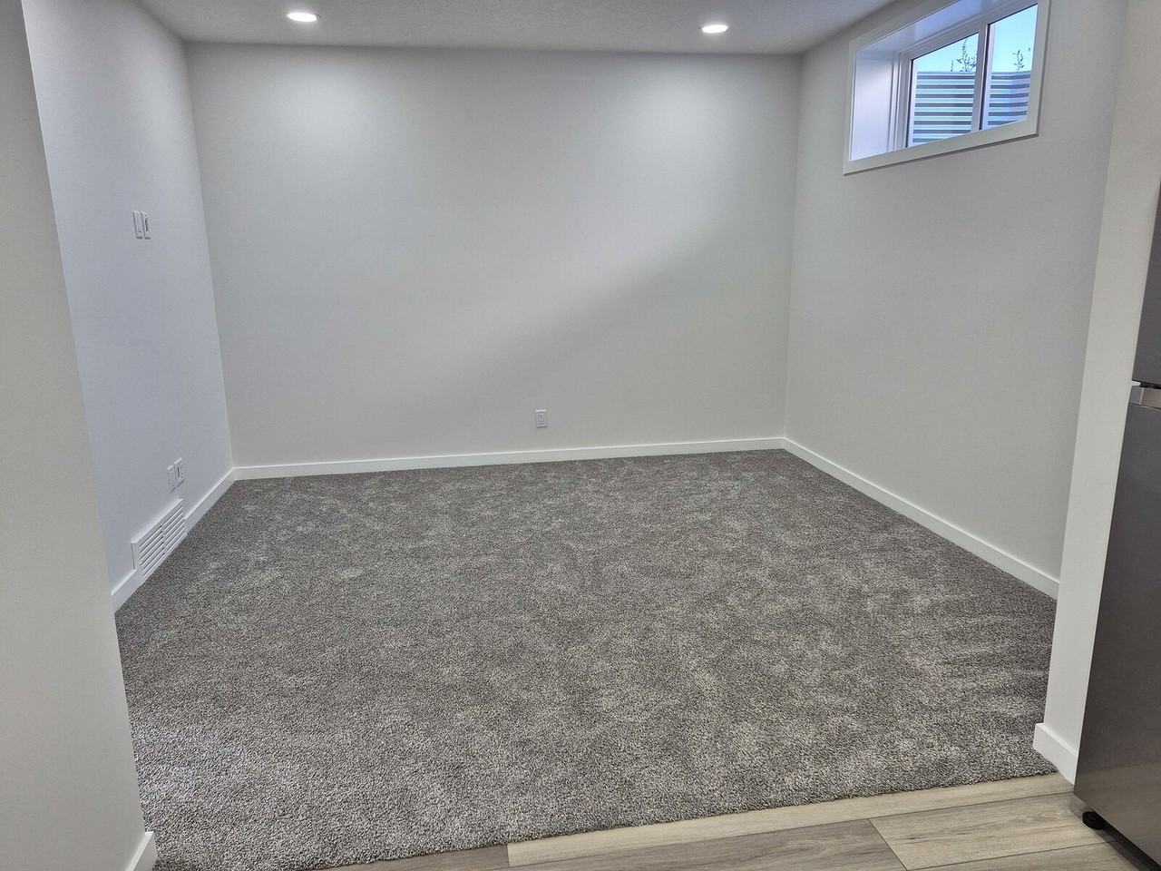1270 Chinook Winds Cir Sw - Photo 4 of 11