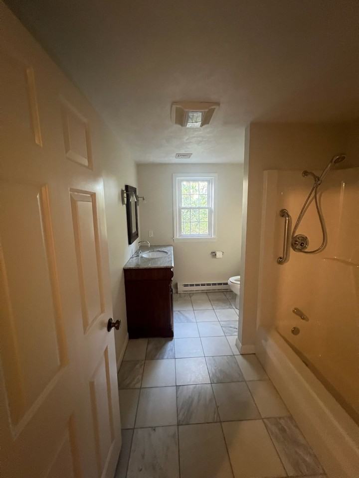 46 Colonial Vlg #46 - Photo 6 of 10