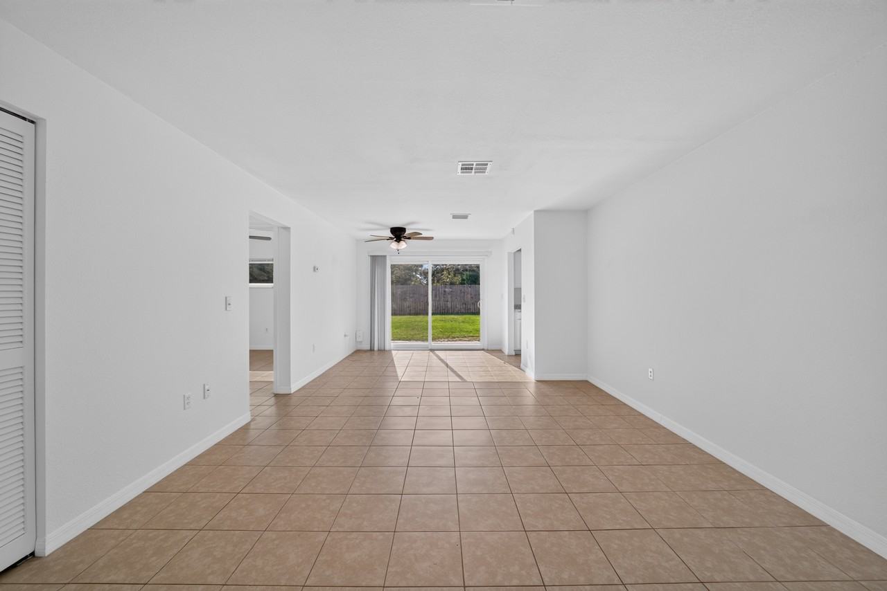10133 Sw 84th Avenue Rd #1 - Photo 7 of 20