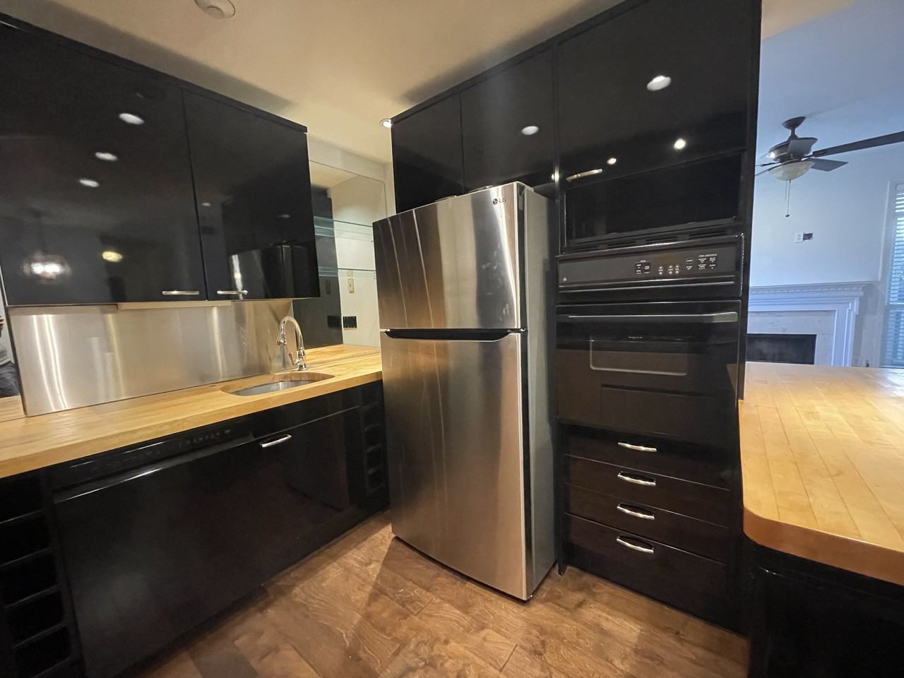 1513 Mcgill Park Ave Ne #1513 - Photo 5 of 23