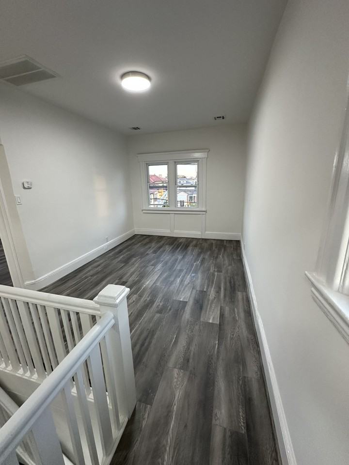 8027 Kennedy Blvd #2 - Photo 4 of 14