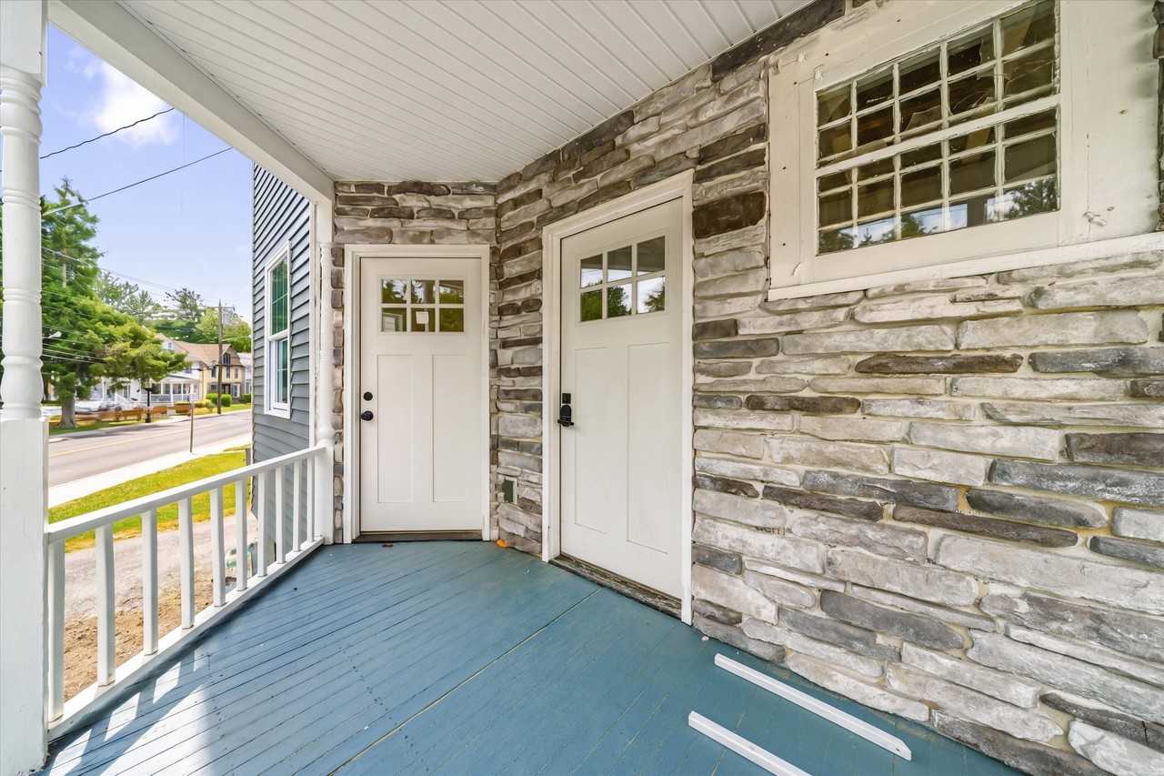 31 Wickham Ave #NA - Photo 3 of 35