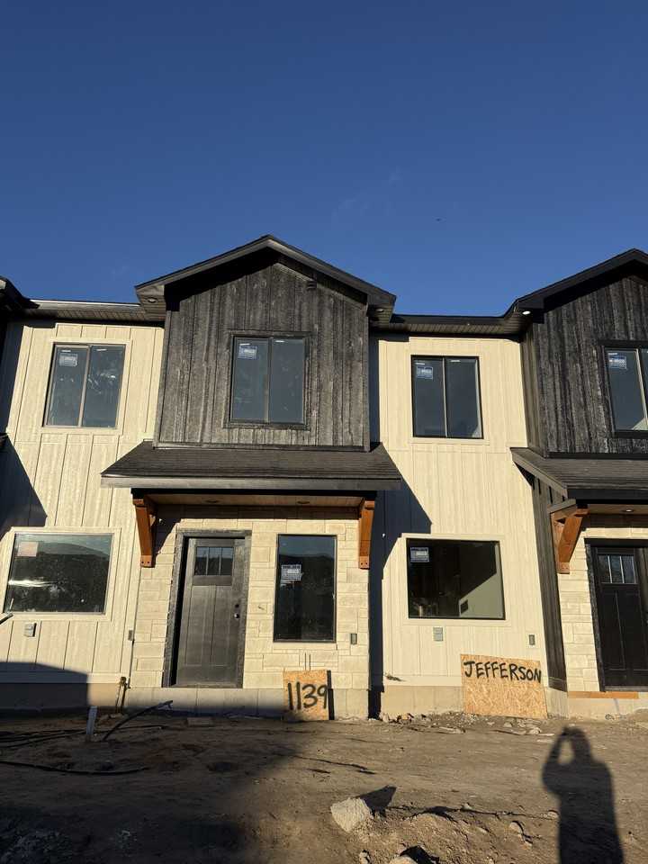 1127 Jefferson Ave #1143 - Photo 4 of 21