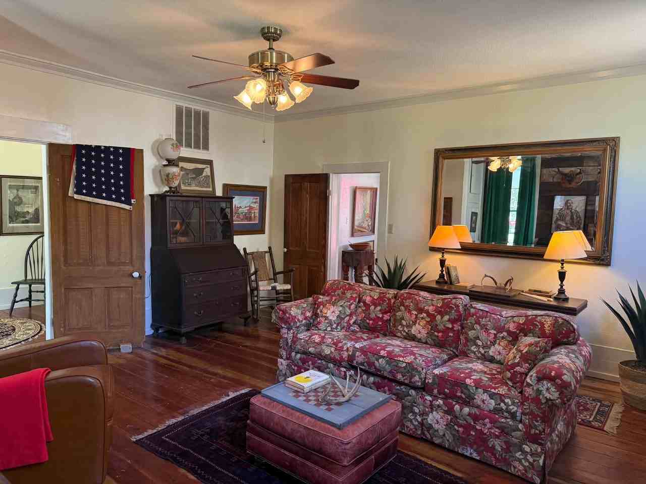 111 S Owens St #NA - Photo 7 of 34