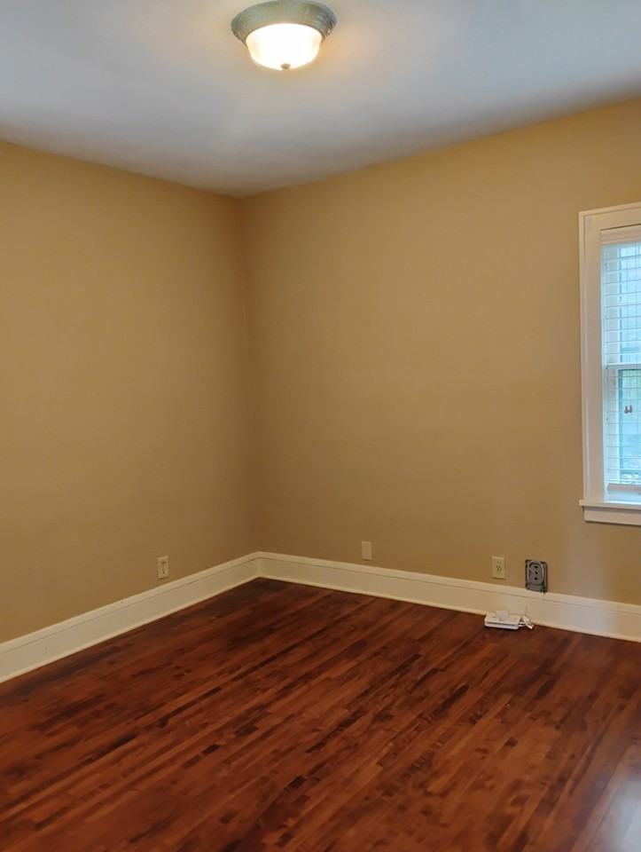 1007 Kenwood Pkwy #2 - Photo 6 of 13
