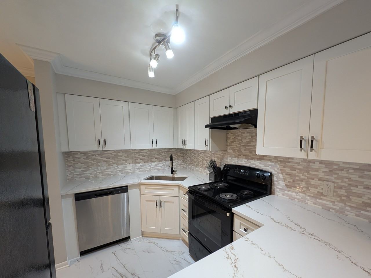 7 Ponte Vedra Ct #B - Photo 6 of 23