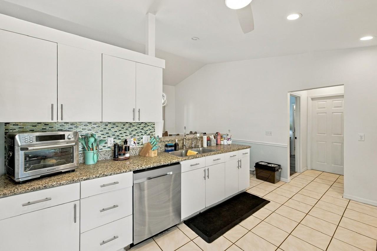 17465 Butler Rd #NA - Photo 6 of 20