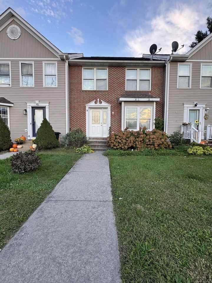 51 Baltusrol Dr - Photo 3 of 20