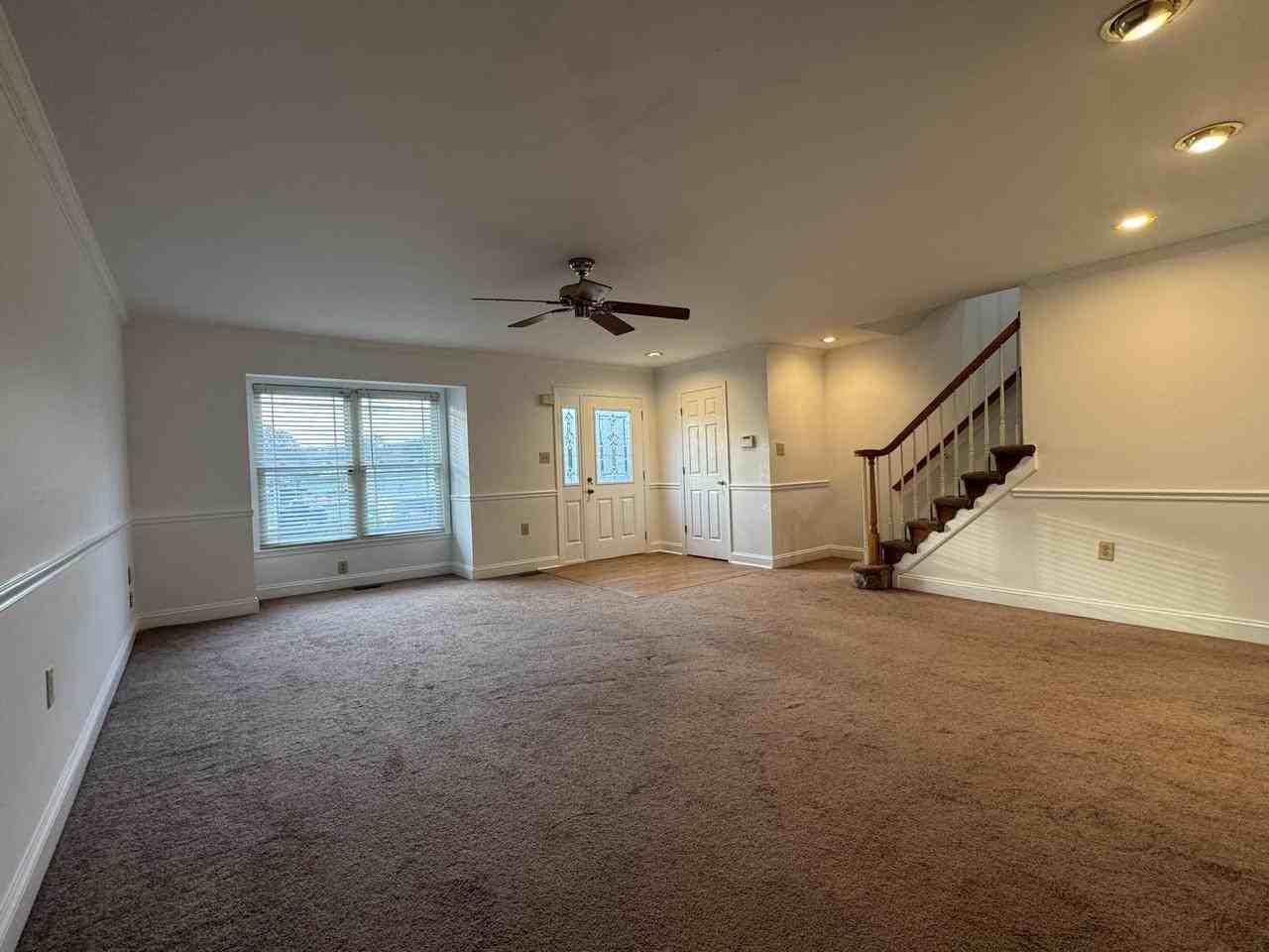 51 Baltusrol Dr - Photo 6 of 20