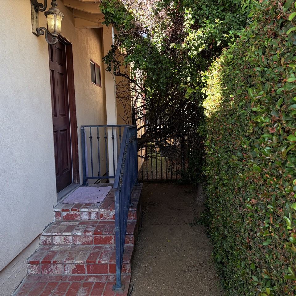 5135 Gaynor Ave #NA - Photo 2 of 12