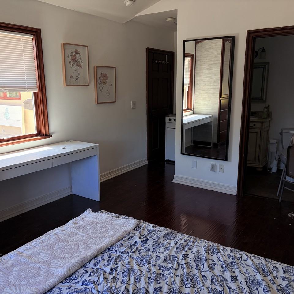 5135 Gaynor Ave #NA - Photo 4 of 12