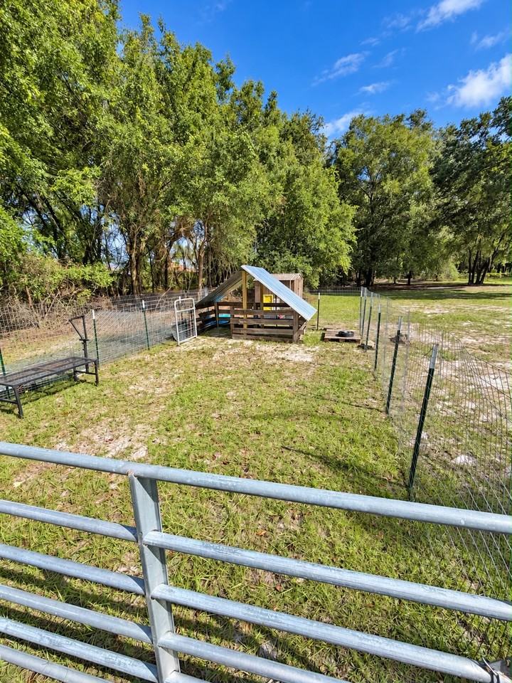 4763 Ne 23rd Ave #NA - Photo 3 of 28