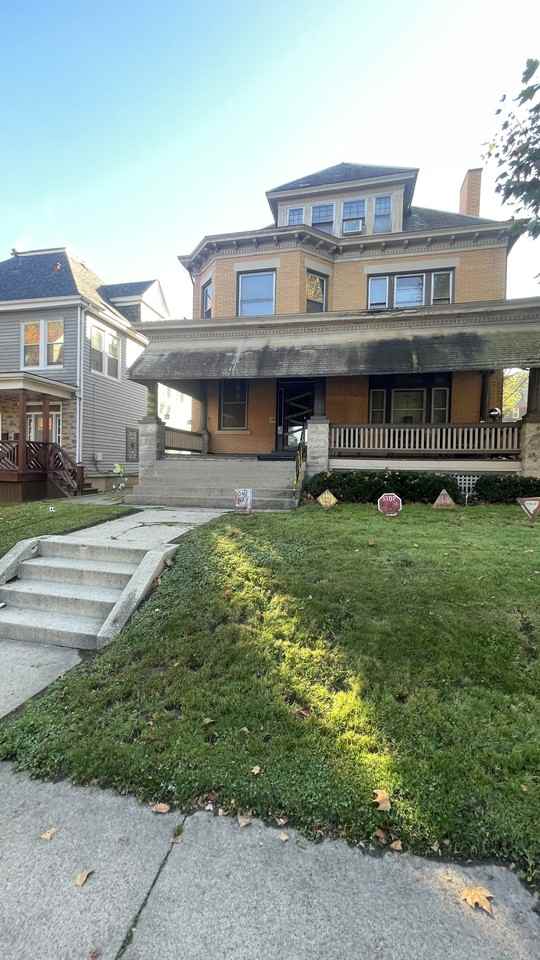14 Bradford Ave #2 - Photo 2 of 18
