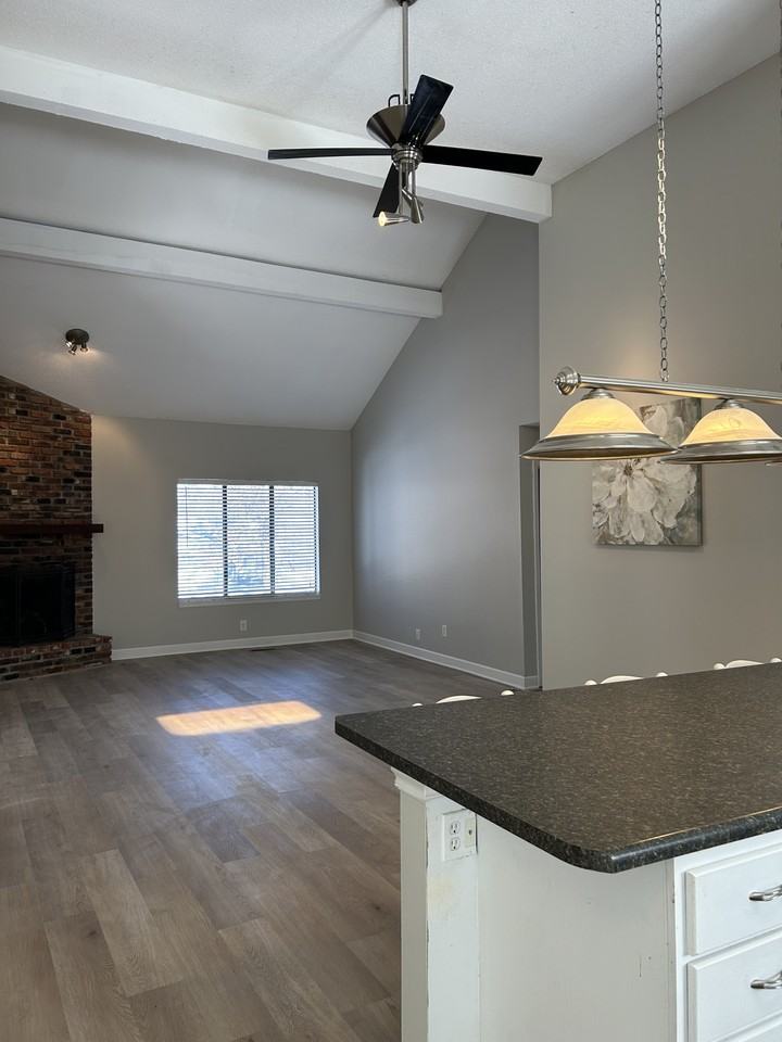 6329 W 50th St #6329 - Photo 5 of 17
