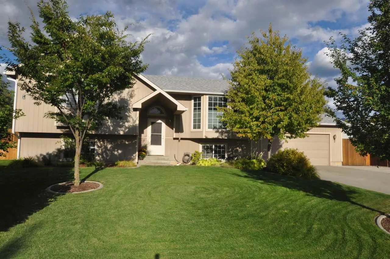 206 N Knudson St #NA - Photo 3 of 28