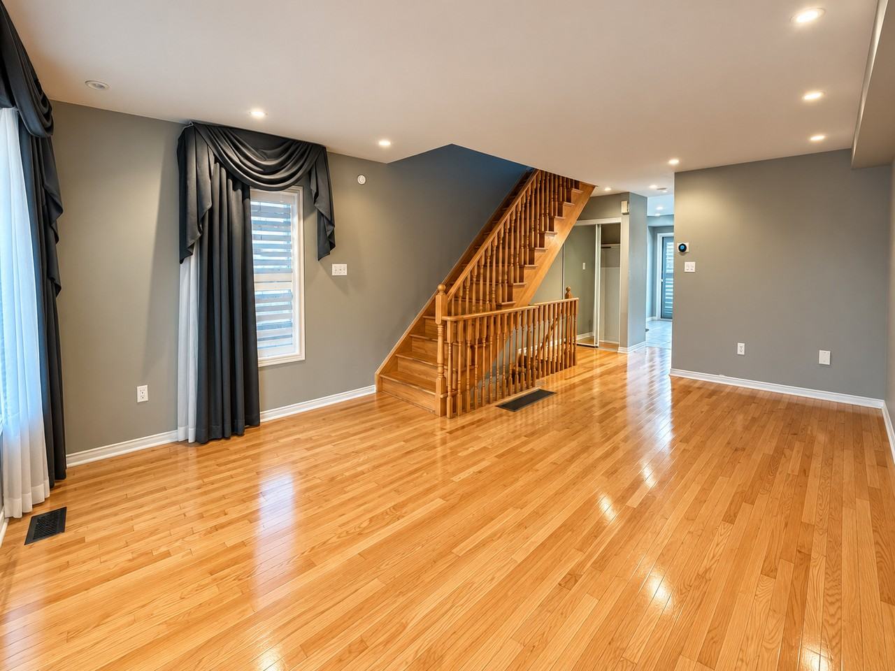 49 Weston Road - Photo 4 of 18