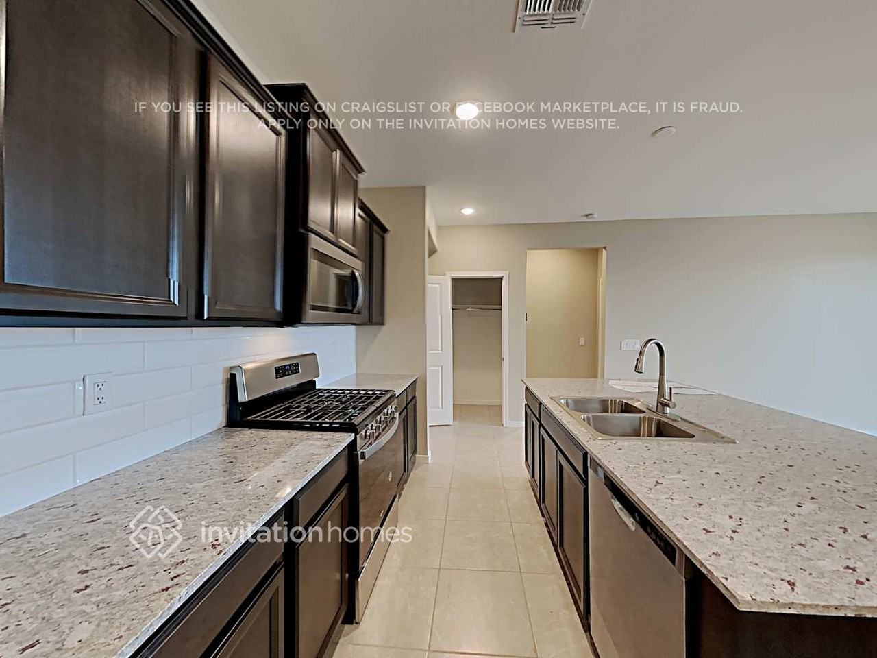 20088 N Wilford Ave - Photo 6 of 15