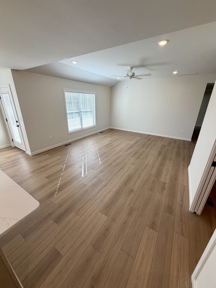 12811 Halle Dr #1 - Photo 7 of 17