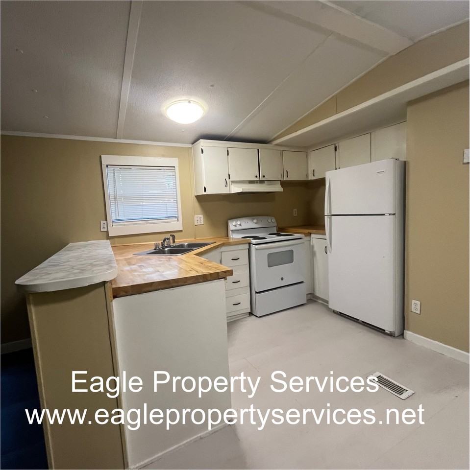 1546 River Rd #I - Photo 2 of 9